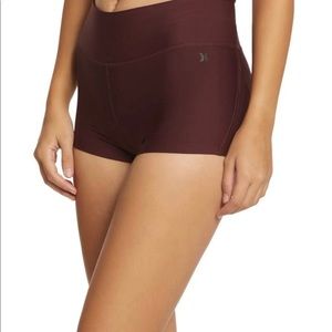 NWT HURLEY QUICK DRY COMPRESSION SHORTS SMALL